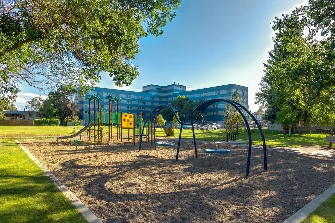 19-3210 20 Avenue S, Lethbridge, AB, T1K 4A9 - 3