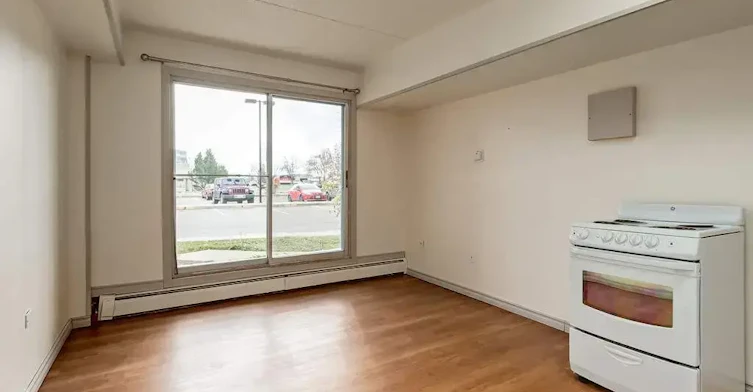 18-3210 20 Avenue S, Lethbridge, AB, T1K 4A9 - 18