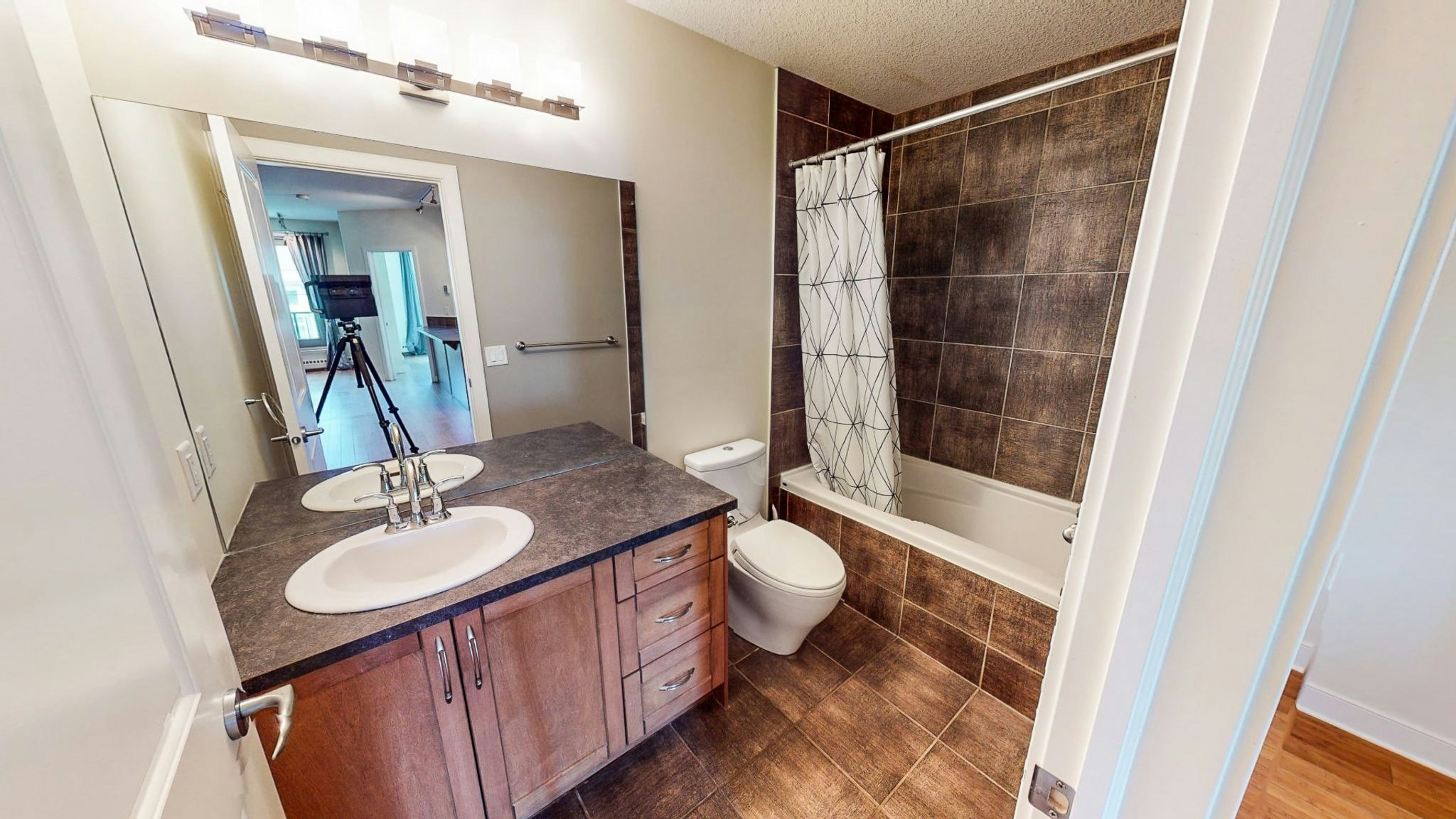 328 21 Avenue Southwest, Calgary, AB, T2S 0G8 - 6