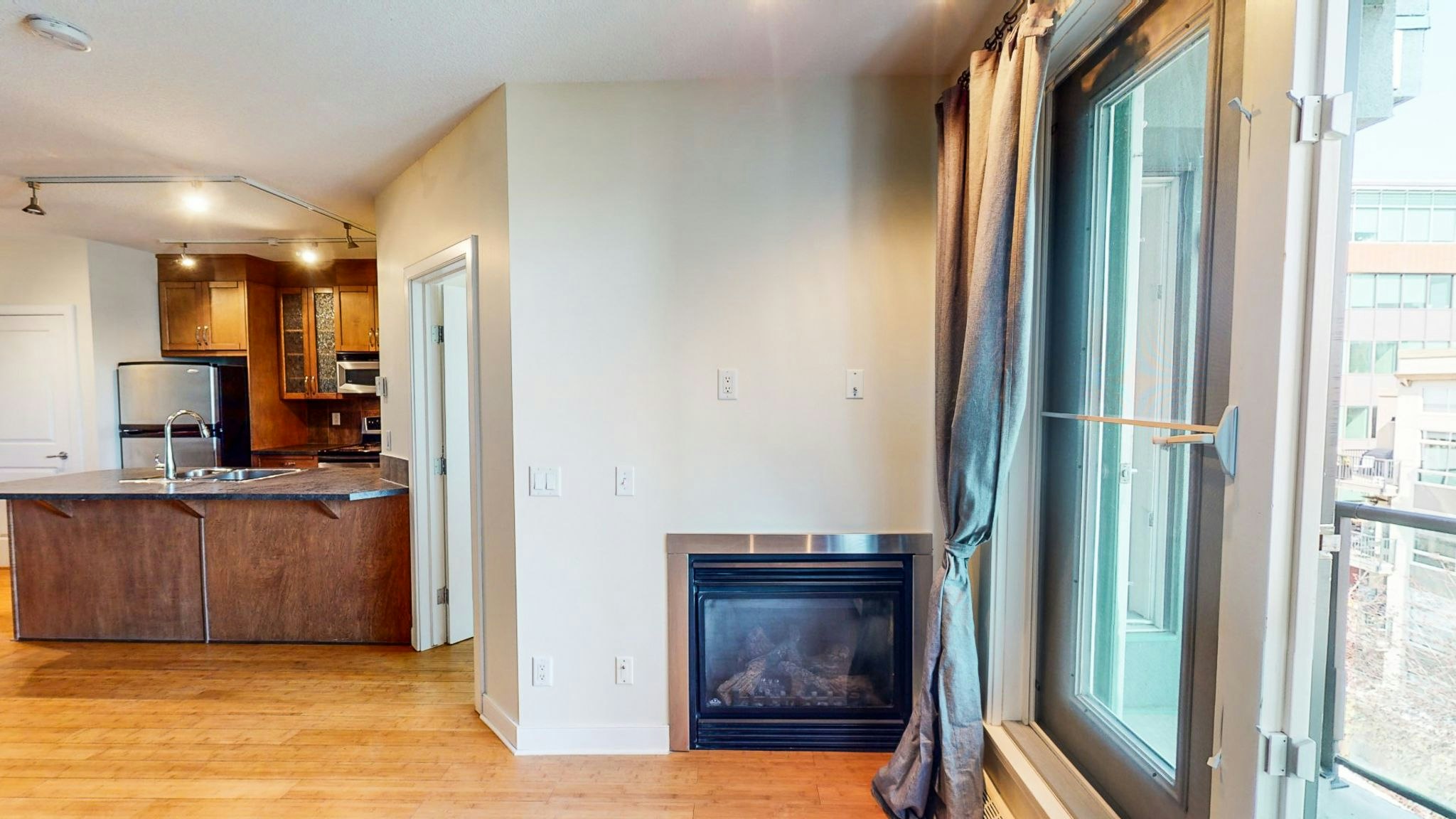 328 21 Avenue Southwest, Calgary, AB, T2S 0G8 - 4