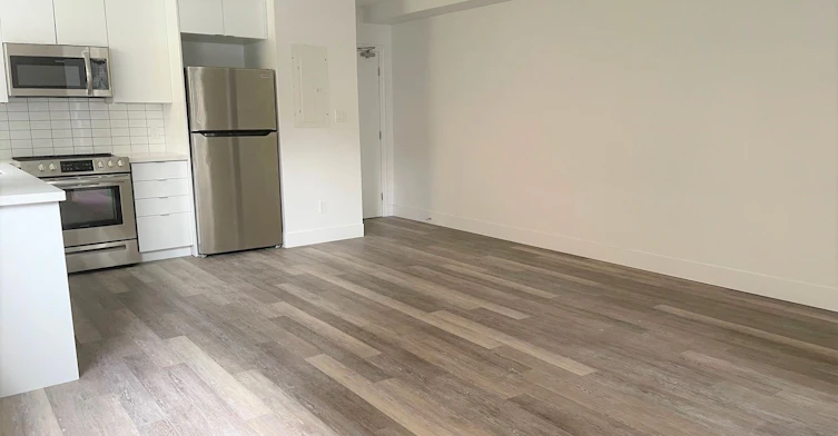 2901 St Clair Avenue East, Toronto, ON, M4B 1N5 - 4