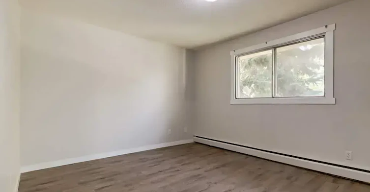 103-10803 113 Street NW, Edmonton, AB, T5H 3J1 - 22