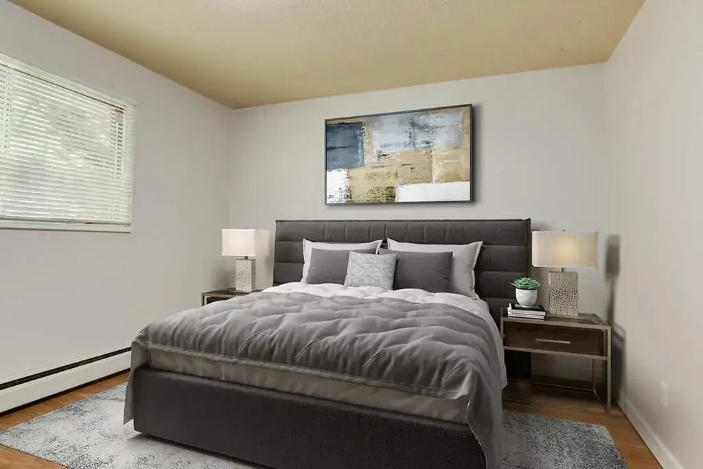 103-10803 113 Street NW, Edmonton, AB, T5H 3J1 - 3