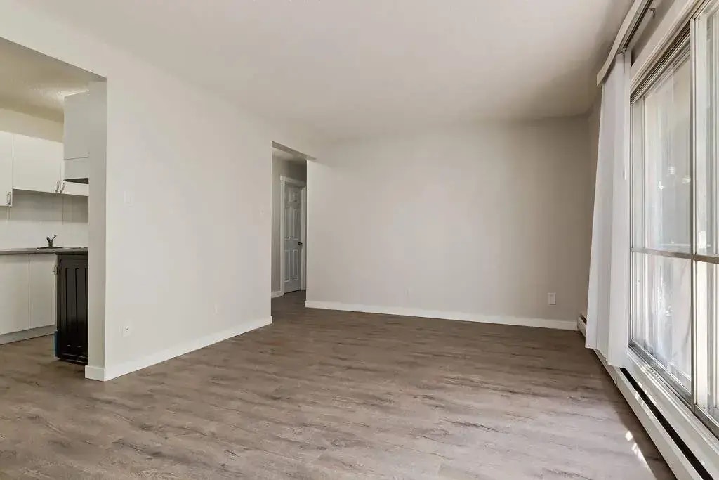 103-10803 113 Street NW, Edmonton, AB, T5H 3J1 - 19