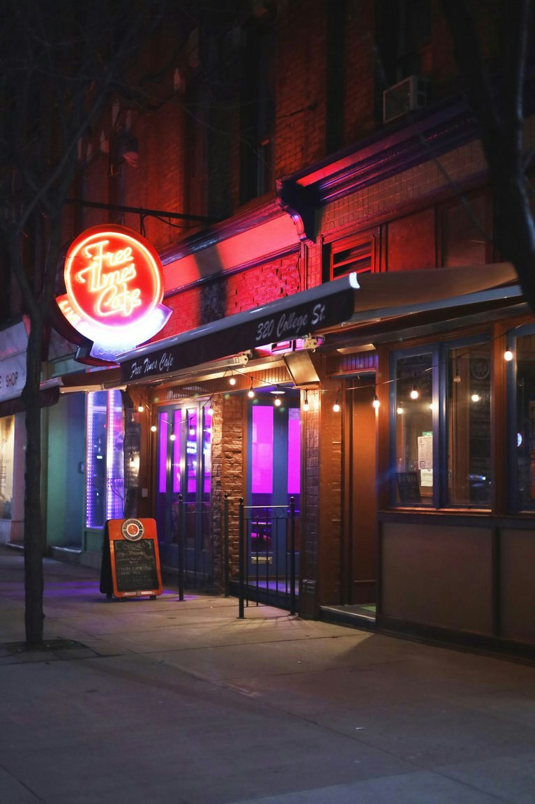 0315-484 Spadina Avenue, Toronto, ON, M5S 0E4 - 128