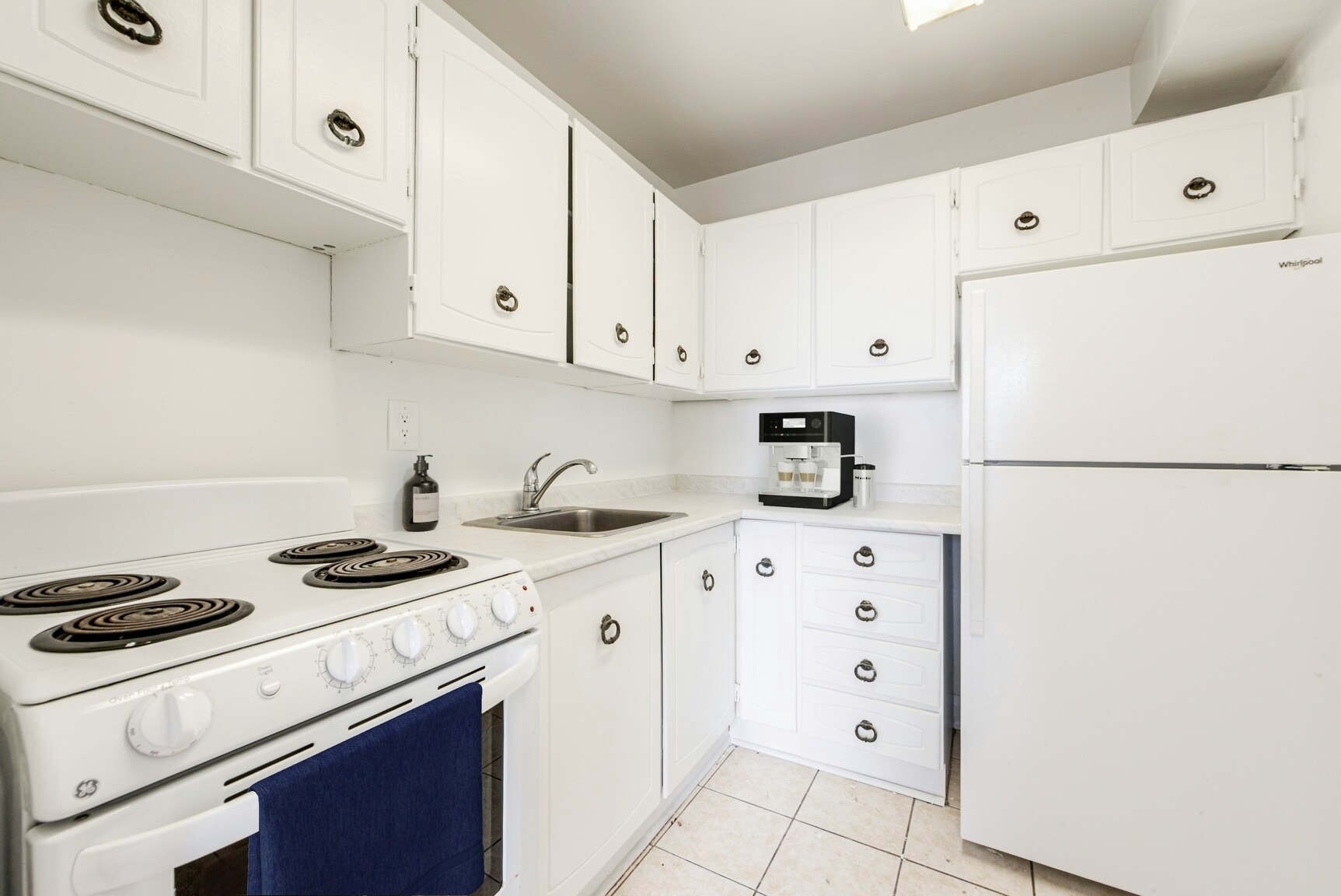 709-140 Carlton Street, Toronto, ON, M5A 3W7 - 4