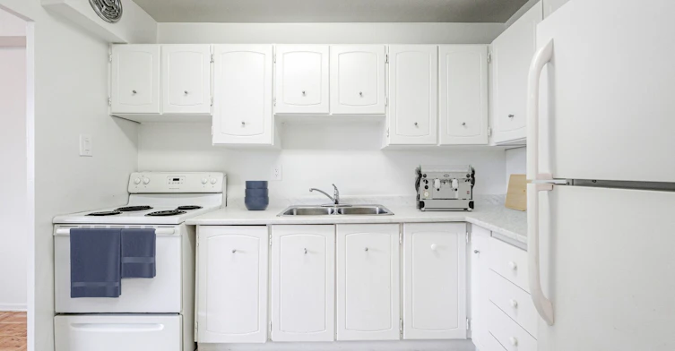 1411-140 Carlton Street, Toronto, ON, M5A 3W7 - 5