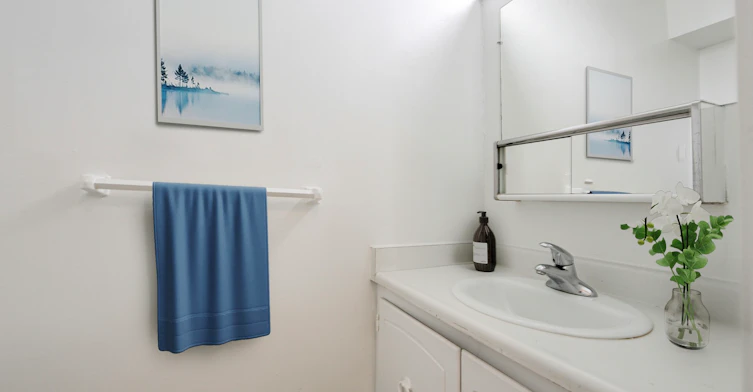 1411-140 Carlton Street, Toronto, ON, M5A 3W7 - 7