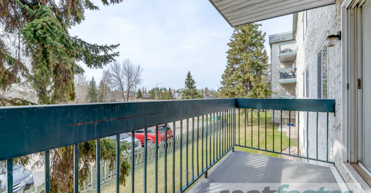6205 178 Street, Edmonton, AB, T5T 2R5 - 17