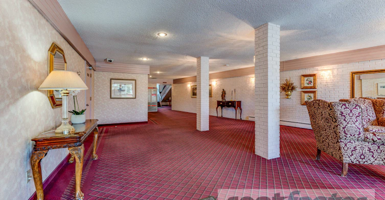 6205 178 Street, Edmonton, AB, T5T 2R5 - 8
