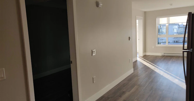201-5656 Victoria Drive, Vancouver, BC, V5P 3W4 - 6