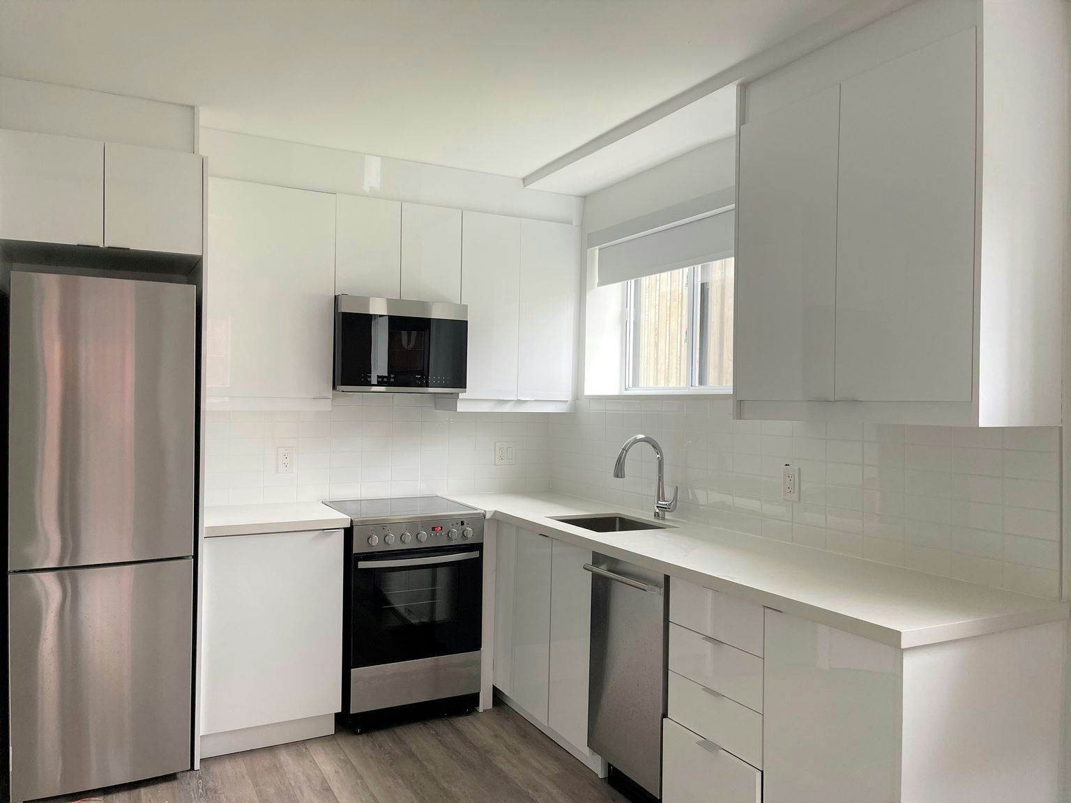11 Cannon Road, Toronto, ON, M8Y 1R8