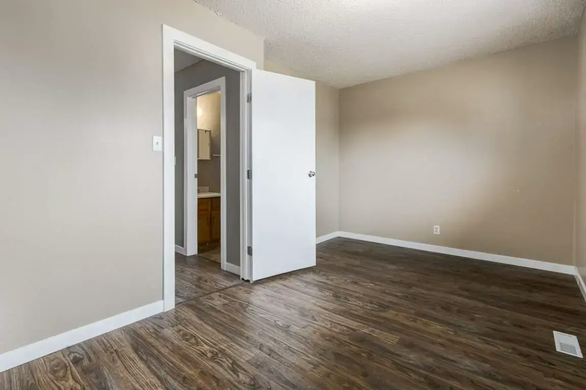02-47 Arrowhead Road, Moose Jaw, SK, S6J 1B3 - 8