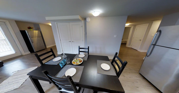 1 -173 Henderson, Ottawa, ON, K1N 7P7 - 2
