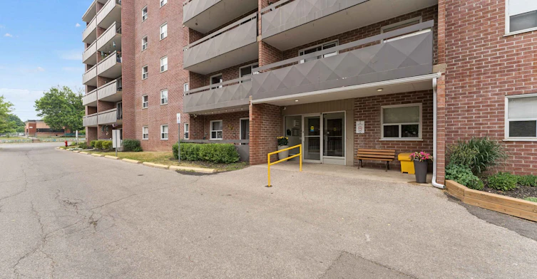 403-67 Park Street North, Brantford, ON, N3R 6N9 - 4