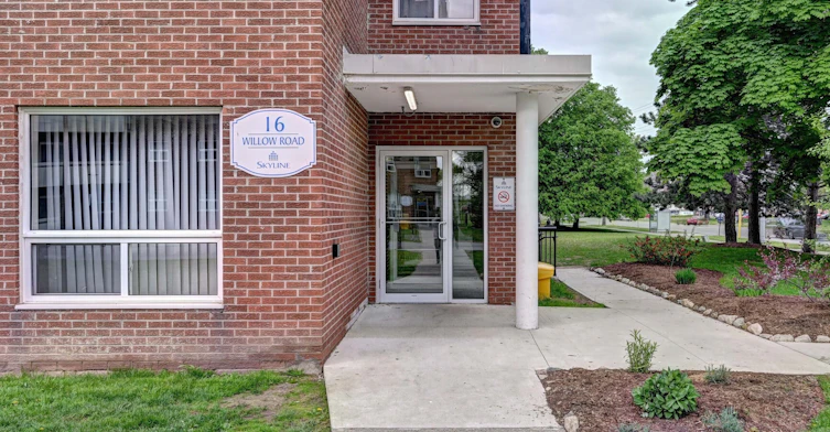 16 Willow Road, Guelph, ON, N1H 7B5 - 2