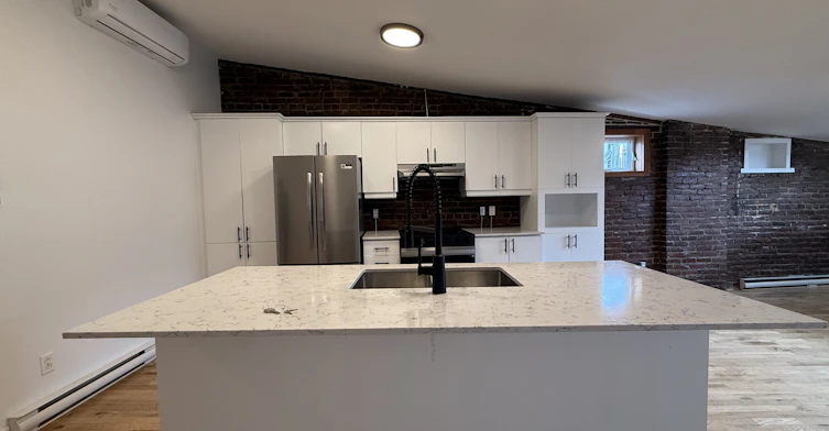 501-250A Saint Paul Rue Est, Montréal, QC, H2Y 1G9
