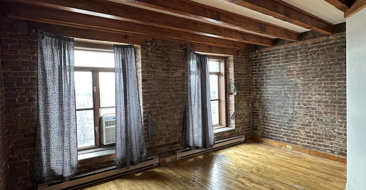 302-250A Saint Paul Rue Est, Montréal, QC, H2Y 1G9 - 4