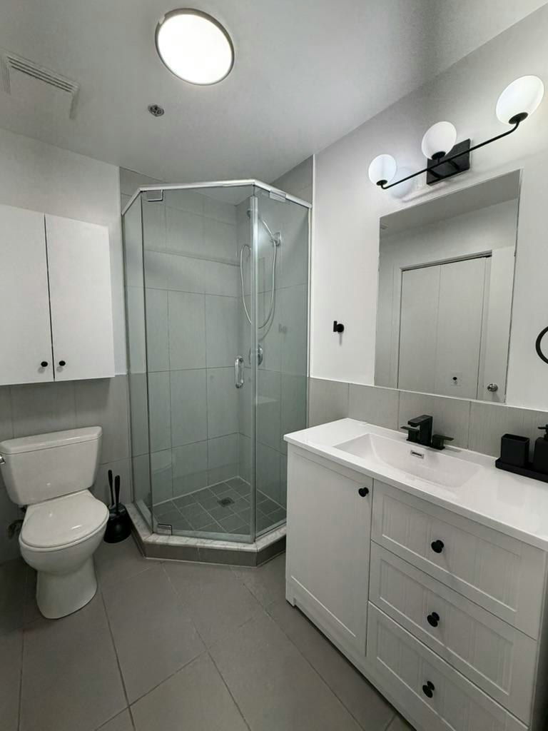 202-468 Mcgill Rue, Montréal, QC, H2Y 2H2 - 6