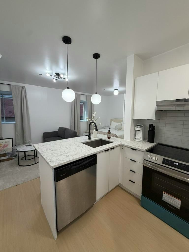 202-468 Mcgill Rue, Montréal, QC, H2Y 2H2