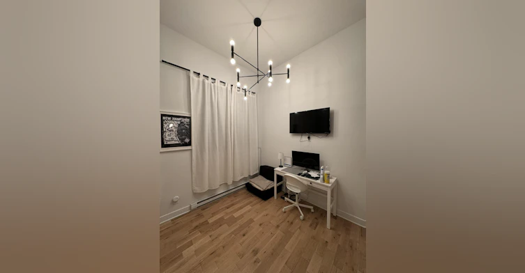 203-3734 Notre Dame Rue Ouest, Montréal, QC, H4C 1P7 - 3