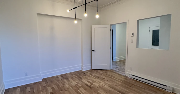 3728-3734 Notre Dame Rue Ouest, Montréal, QC, H4C 1P7 - 3