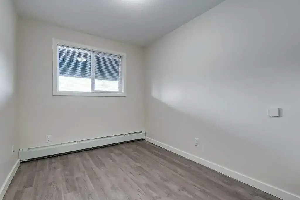 104-1440 28 Street E, Prince Albert, SK, S6V 6Z5 - 12
