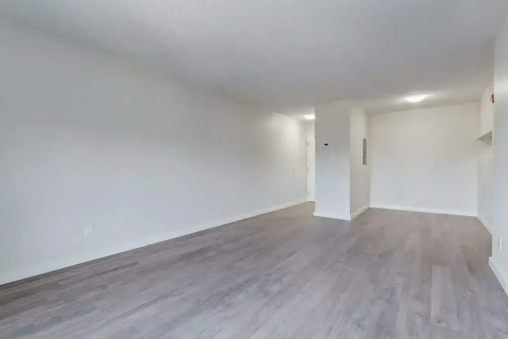 104-1440 28 Street E, Prince Albert, SK, S6V 6Z5 - 17