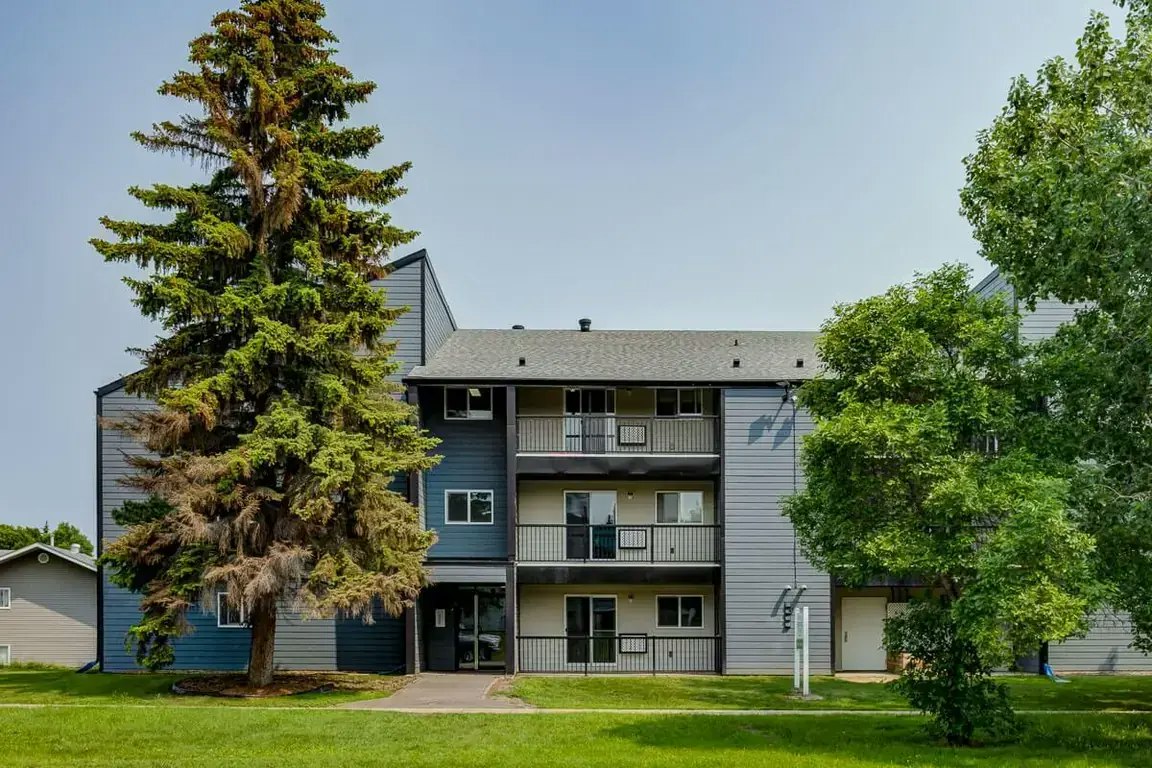 104-1440 28 Street E, Prince Albert, SK, S6V 6Z5 - 24