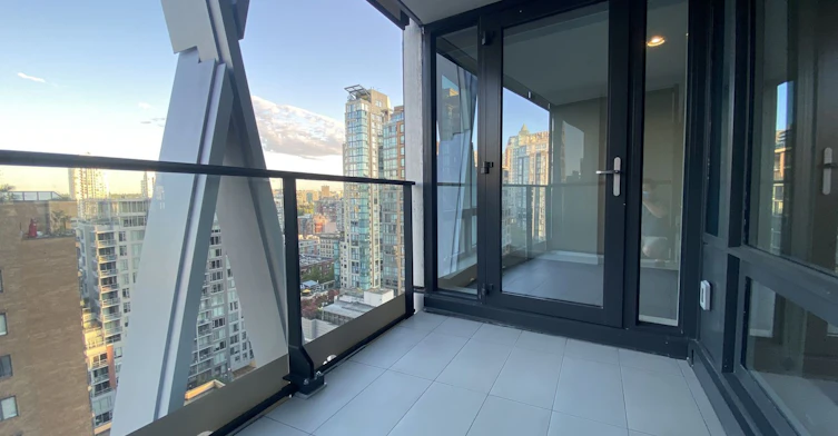 1506-1111 Richard Street, Vancouver, BC, V6B 0S3 - 10