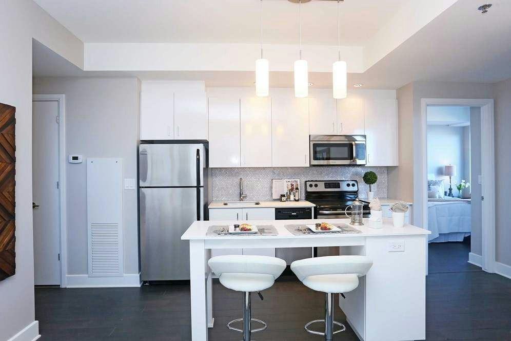 315 Mcrae Avenue, Ottawa, ON, K1Z 0C2 - 2