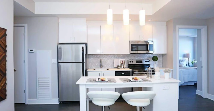 315 Mcrae Avenue, Ottawa, ON, K1Z 0C2 - 2