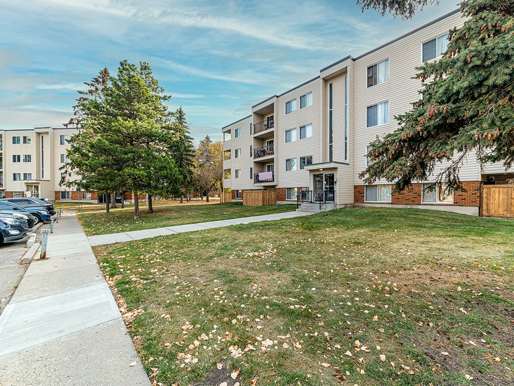 51-102-11405 132 Street NW, Edmonton, AB, T5M 1G1 - 26