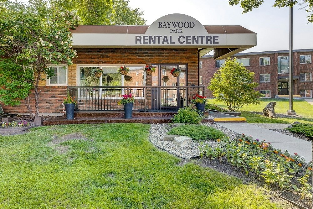 51-102-11405 132 Street NW, Edmonton, AB, T5M 1G1 - 34