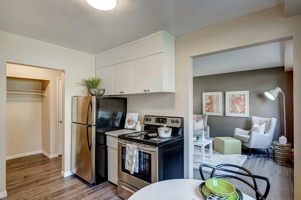 14-04-11405 132 Street NW, Edmonton, AB, T5M 1G1