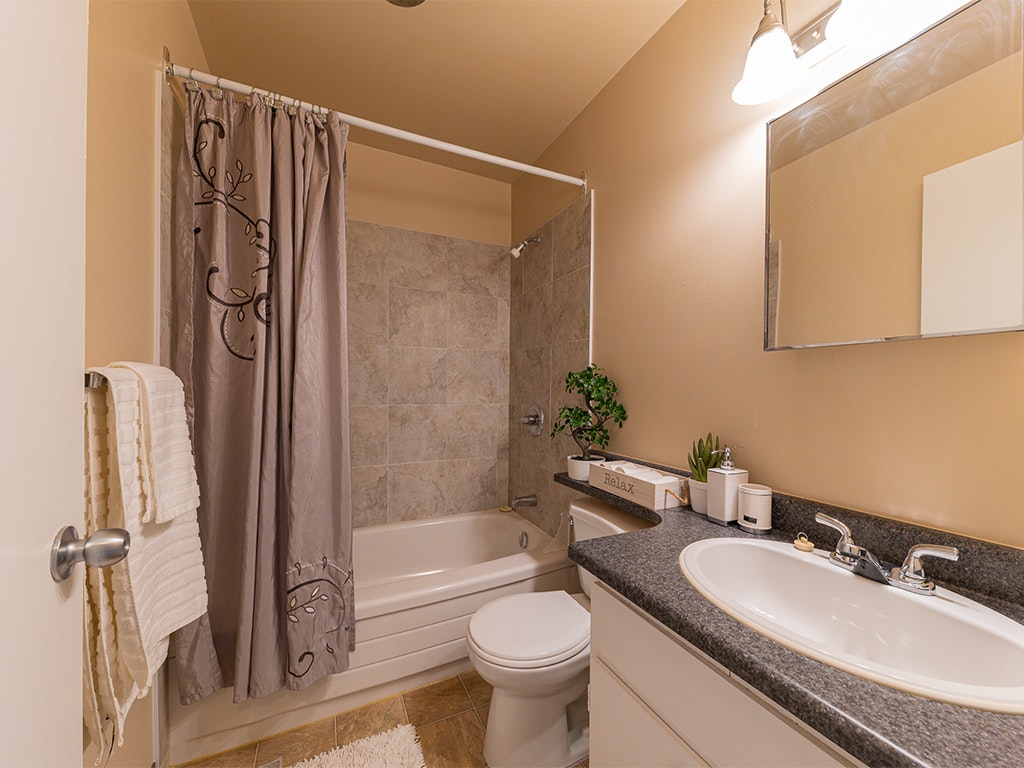 55-204-11405 132 Street NW, Edmonton, AB, T5M 1G1 - 24