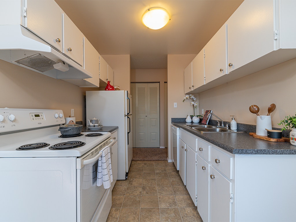 55-204-11405 132 Street NW, Edmonton, AB, T5M 1G1 - 23