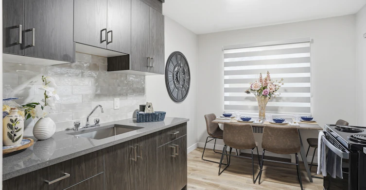 55-204-11405 132 Street NW, Edmonton, AB, T5M 1G1 - 8