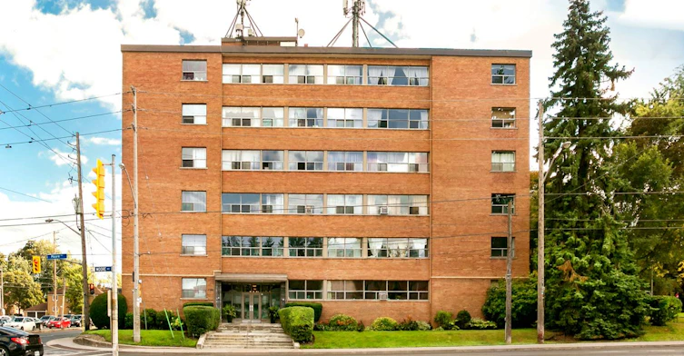 1220 Bayview Avenue, Toronto, ON, M4G 1C5 - 2