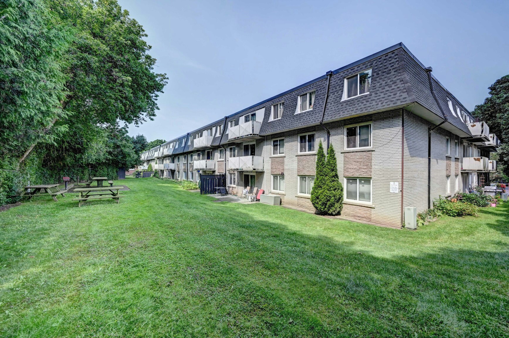 218-250 Queen Street E, Centre Wellington, ON, N1M 2Y6