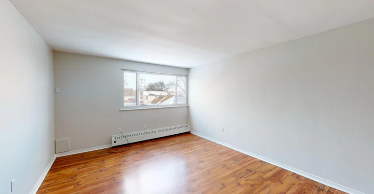 3225 College Avenue, Windsor, ON, N9C 1S7 - 2