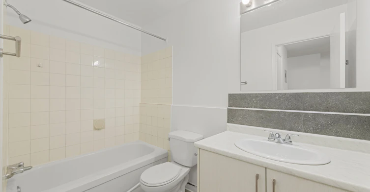 10139 158 Street, Edmonton, AB, T5P 2X9 - 11