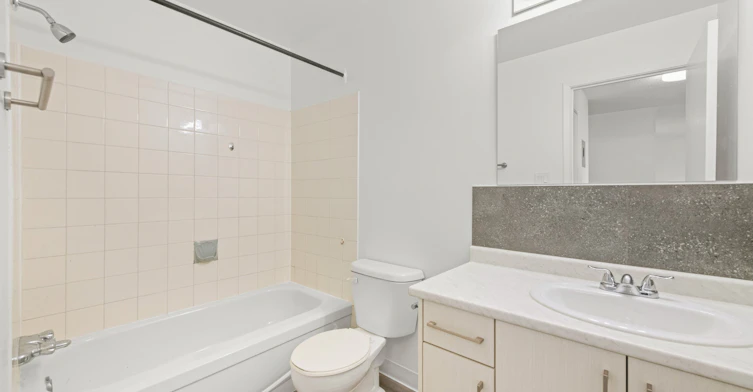 10139 158 Street, Edmonton, AB, T5P 2X9