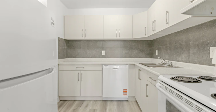 10139 158 Street, Edmonton, AB, T5P 2X9 - 6