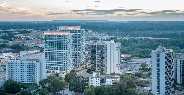 50 Speers Road, Oakville, ON, L6K 2G5 - 5