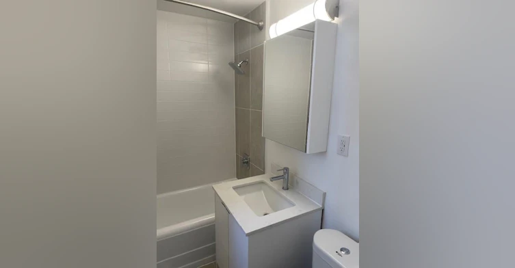 110 St. Clair Avenue West, Toronto, ON, M4V 1N4 - 10