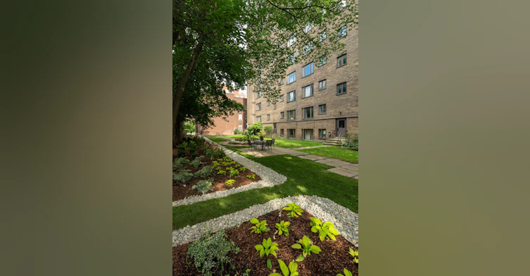 110 St. Clair Avenue West, Toronto, ON, M4V 1N4 - 27