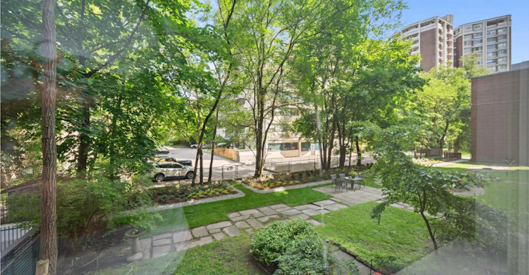 110 St. Clair Avenue West, Toronto, ON, M4V 1N4 - 19