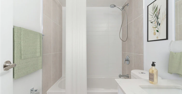 33 Erskine Avenue, Toronto, ON, M4P 1Y4 - 10