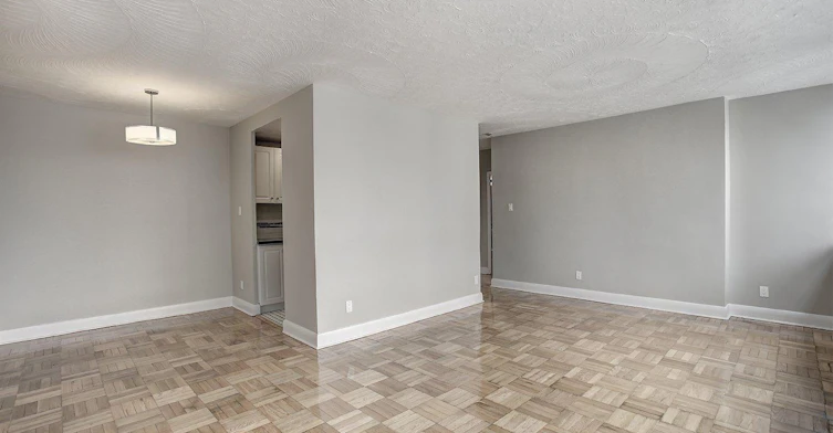 60 Tyndall Avenue, Toronto, ON, M6K 2E5 - 2